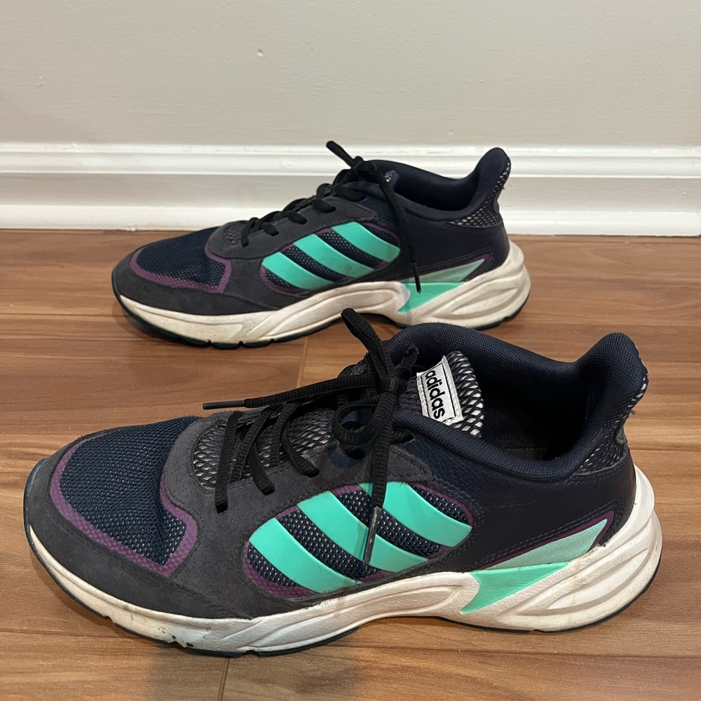 Adidas Women’s Valasion Navy Sneakers - Picture 5 of 6